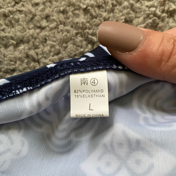 Bikini Size L - Picture 3 of 6